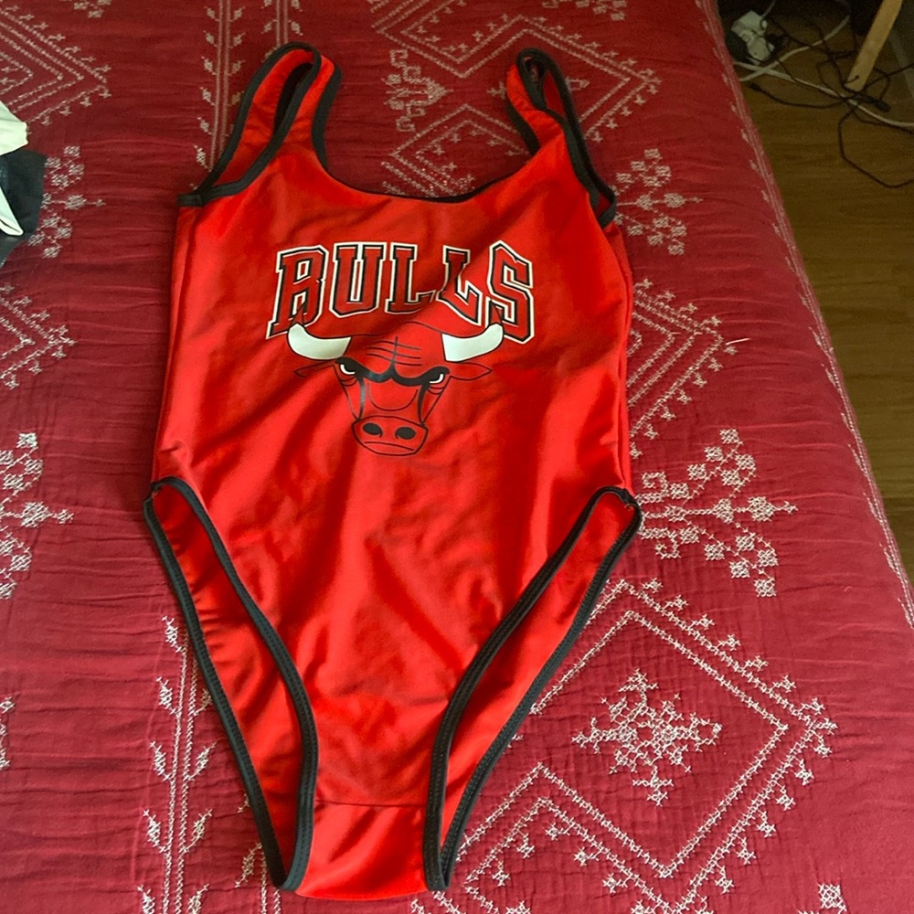 Bathing suit